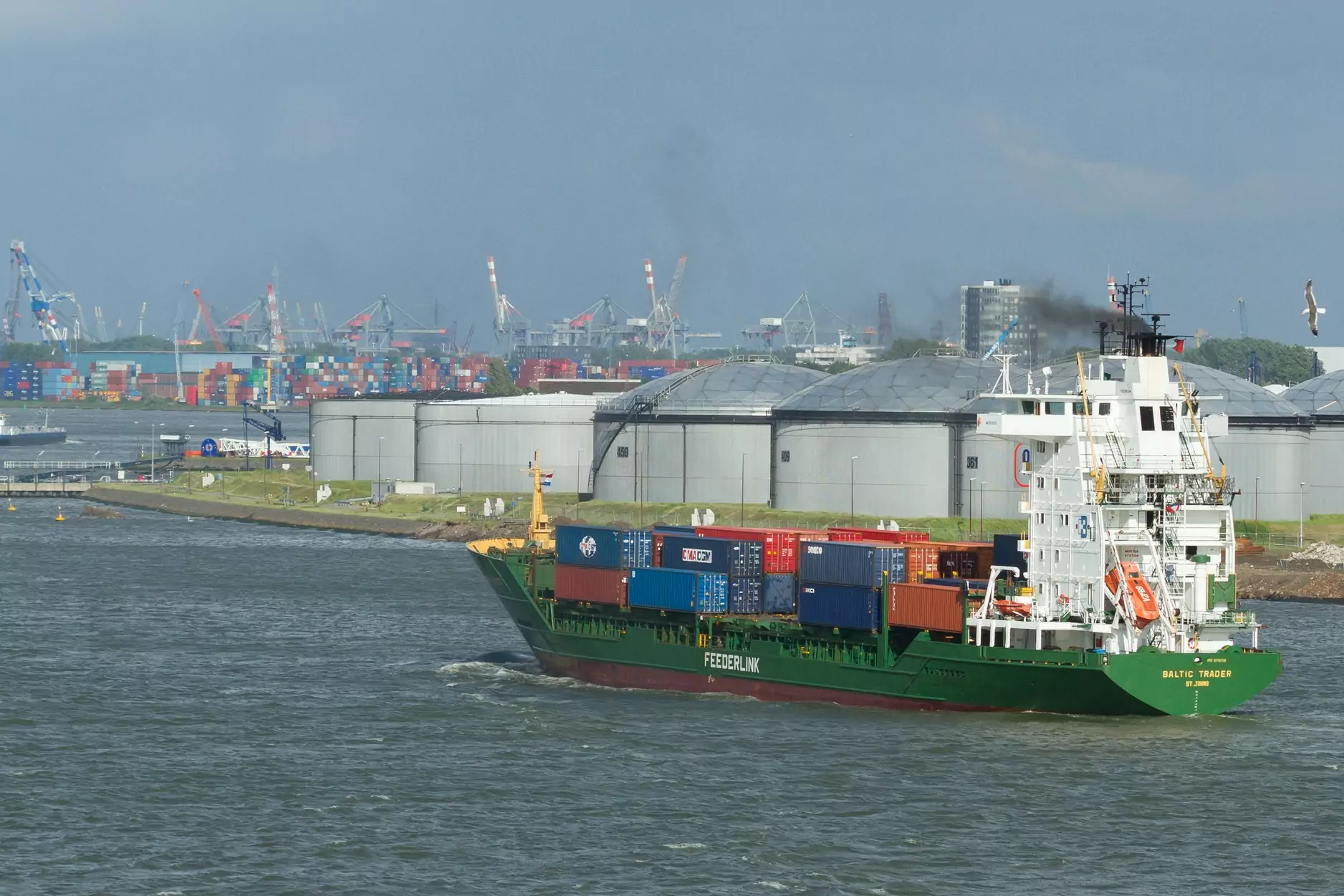 Rotterdamse CO2 hub verwelkomt investering