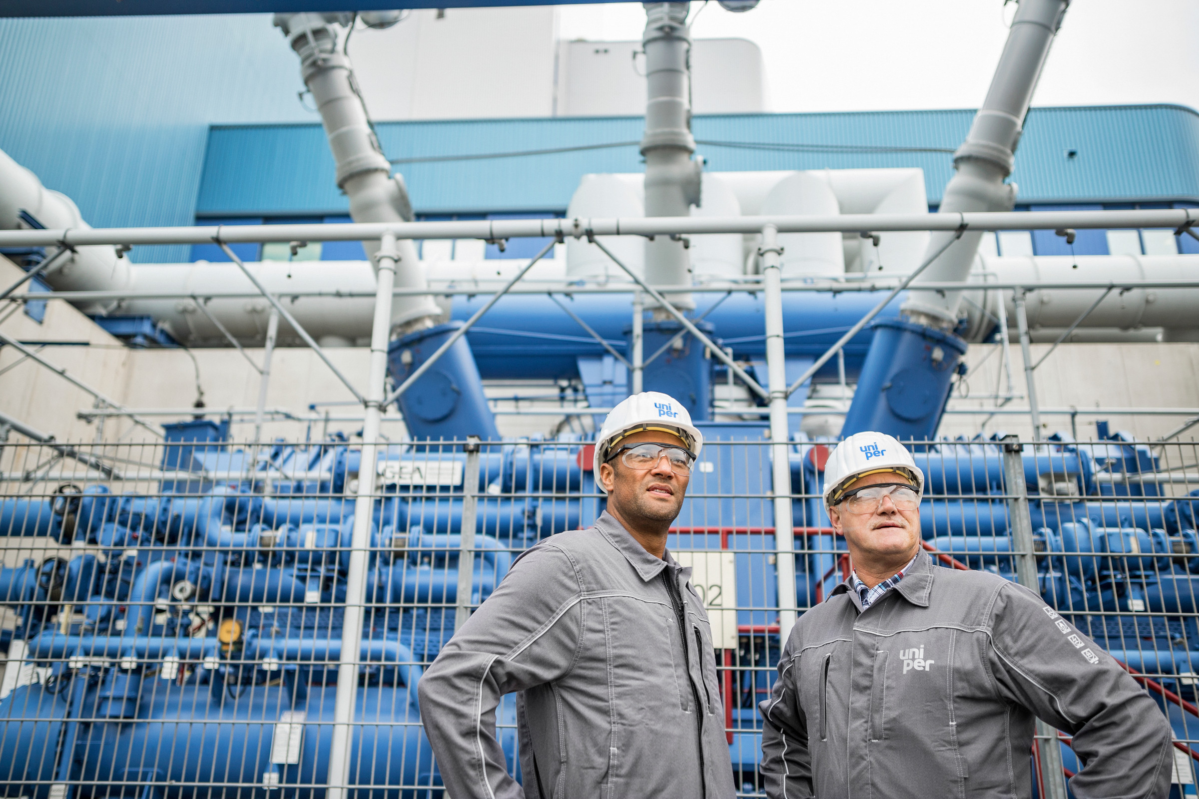 Uniper Energy personeel voor de fabriek