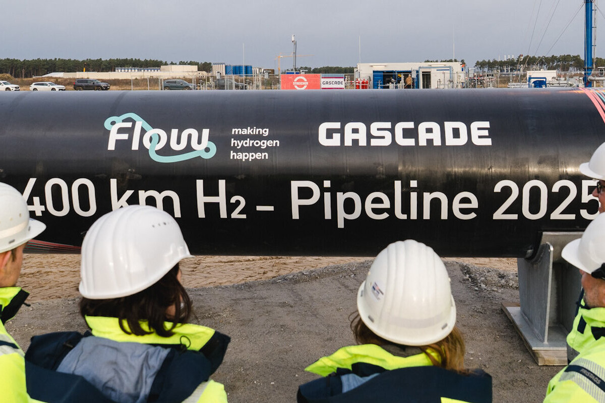 mensen bij waterstofleiding